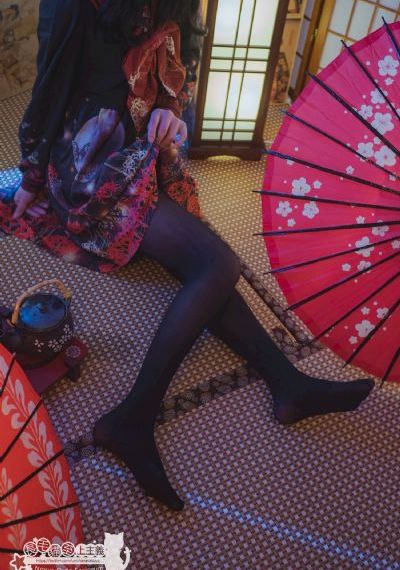 双性皇帝被俘后沦为玩物辰国_无删减完整版在线观看